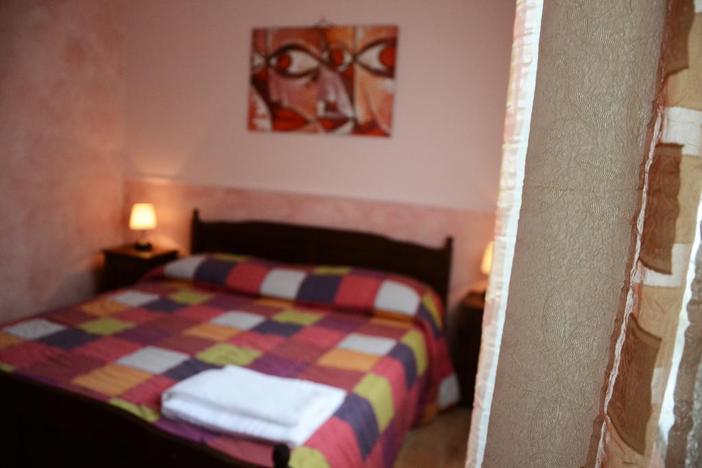B&B Notti E Dintorni Nicolosi Rum bild