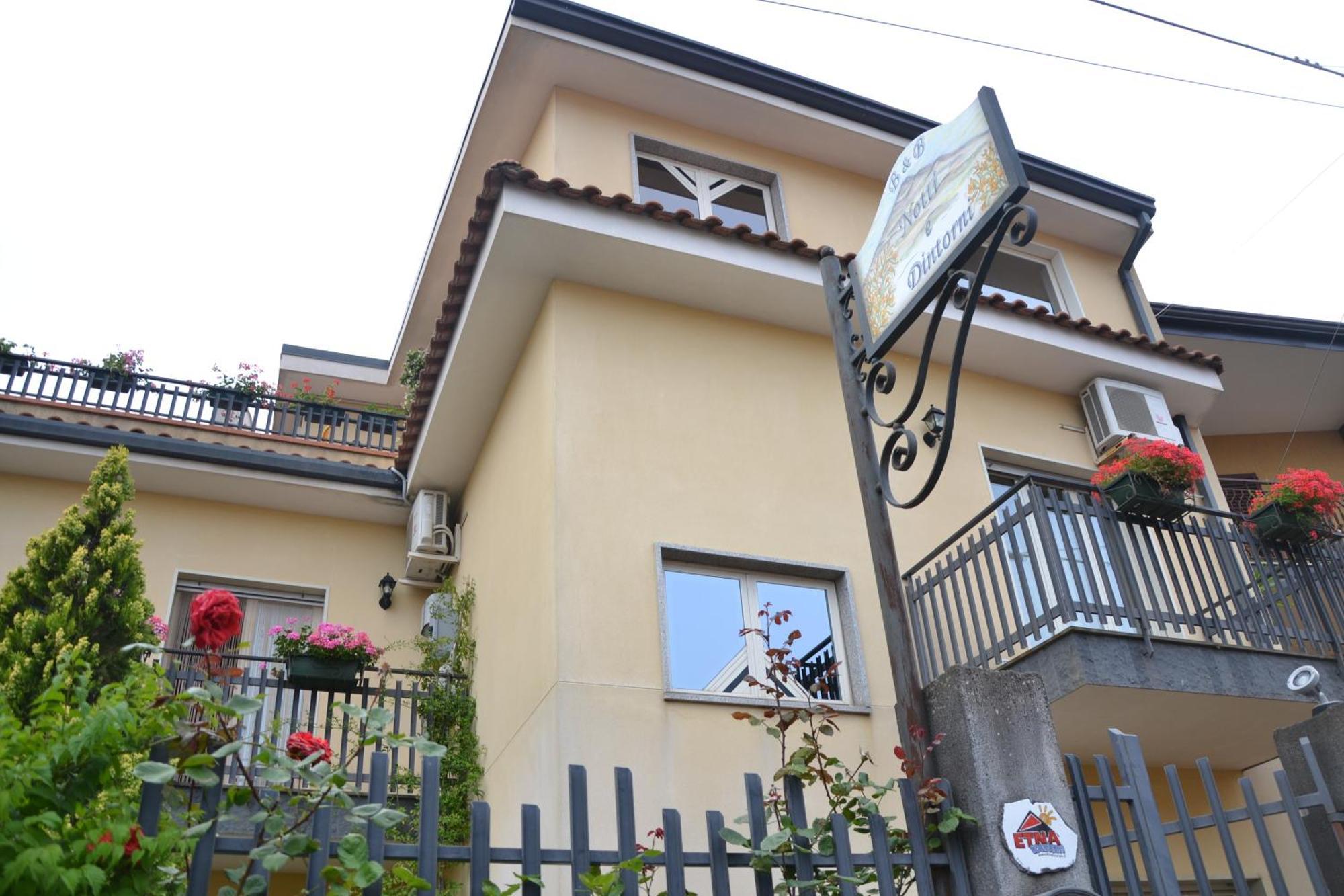 B&B Notti E Dintorni Nicolosi Exteriör bild