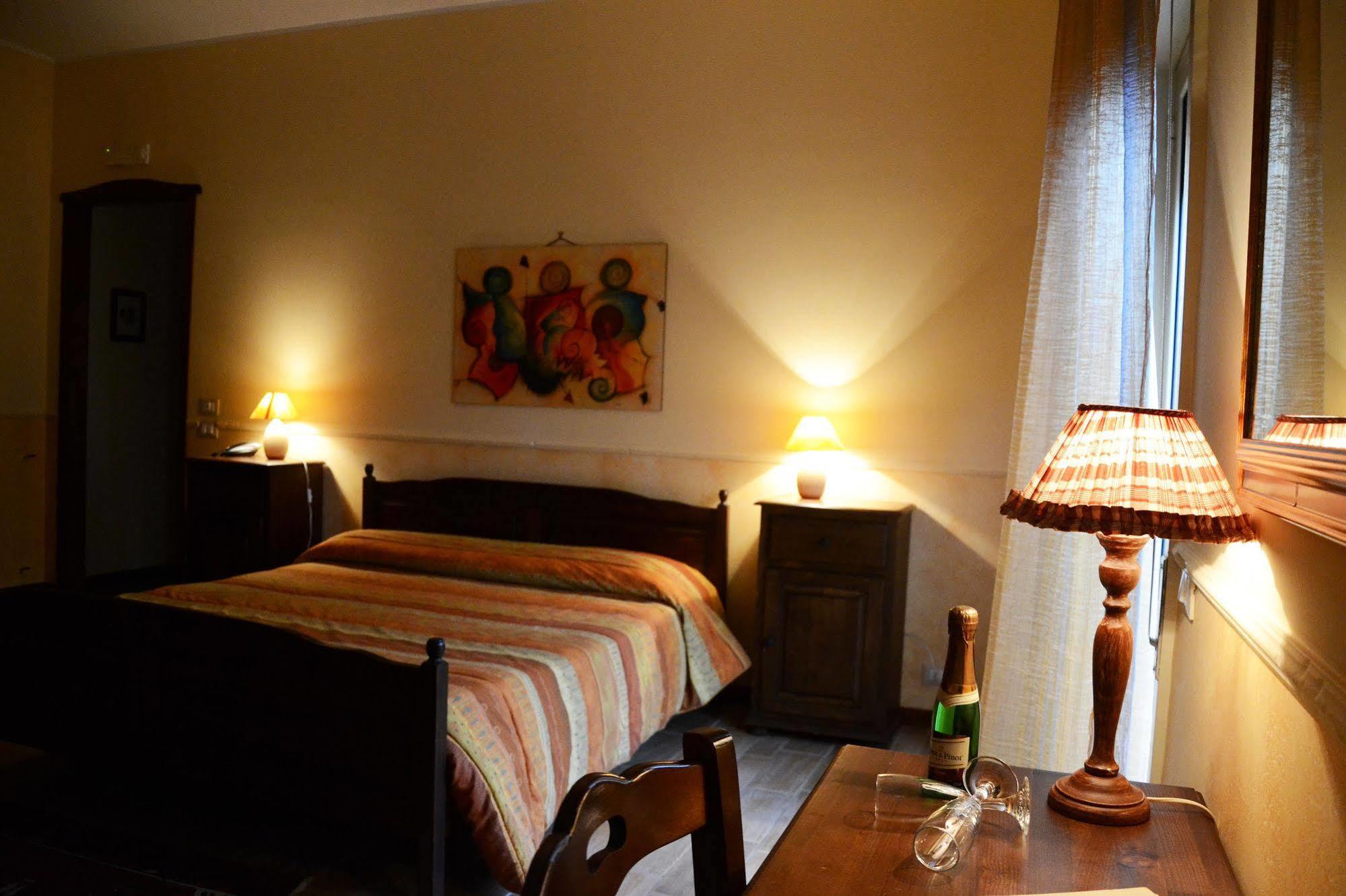 B&B Notti E Dintorni Nicolosi Exteriör bild